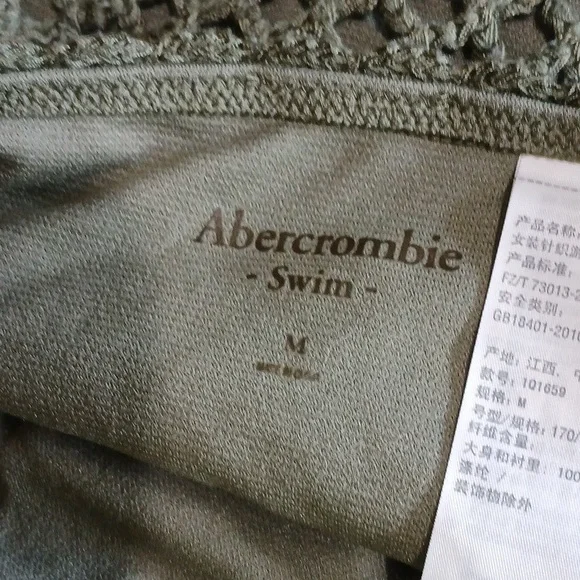 Abercrombie & Fitch Crochet Bikini Swimwear - M/L - Picture 8 of 8